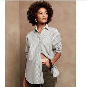 Banana Republic Women's Button Down Grey & White Striped Cotton Blouse